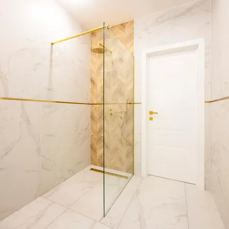 Lägenhet Luxurious Charming E47 Center By Prestige Homes Budapest