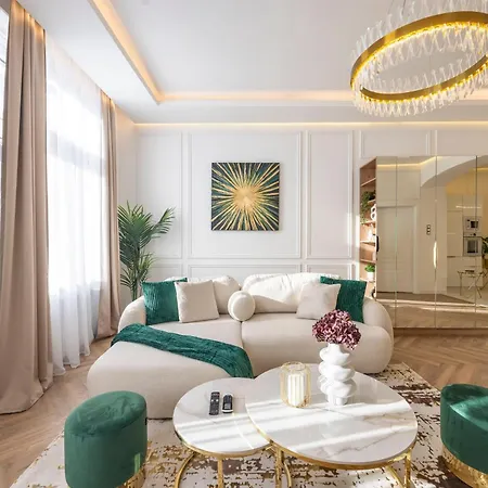 Luxurious Charming E47 Center By Prestige Homes *